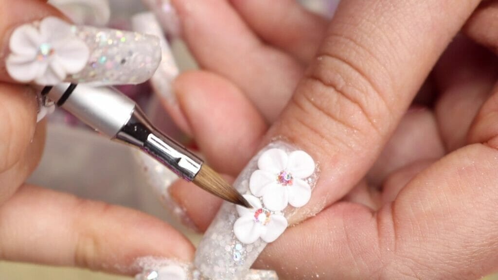 efecto 3D en uñas acrílicas